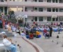 Sri Chinmoy performs for 1000 Chinese School Children